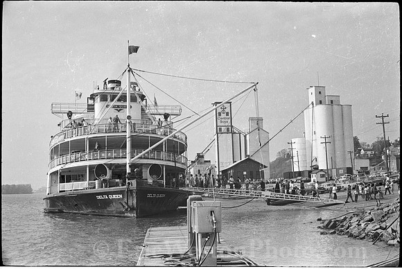 00558d02